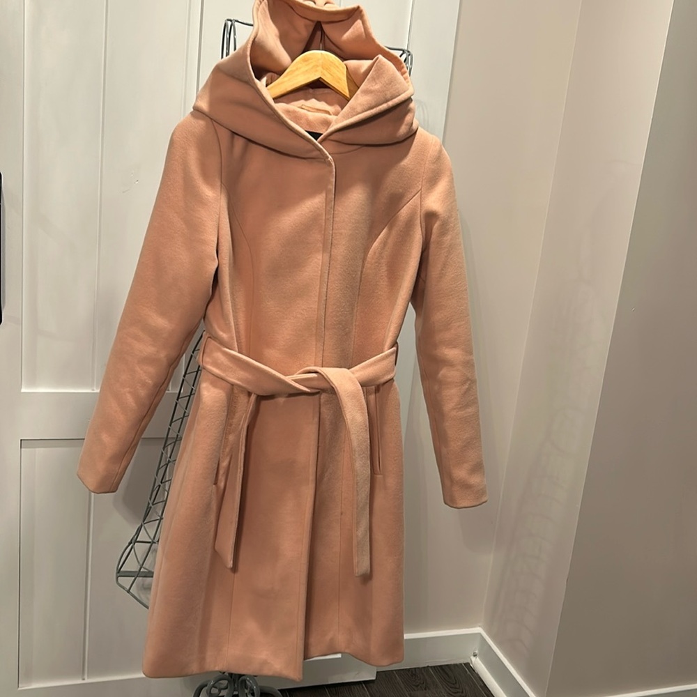 Perfect peach coat - Picture 1 of 6